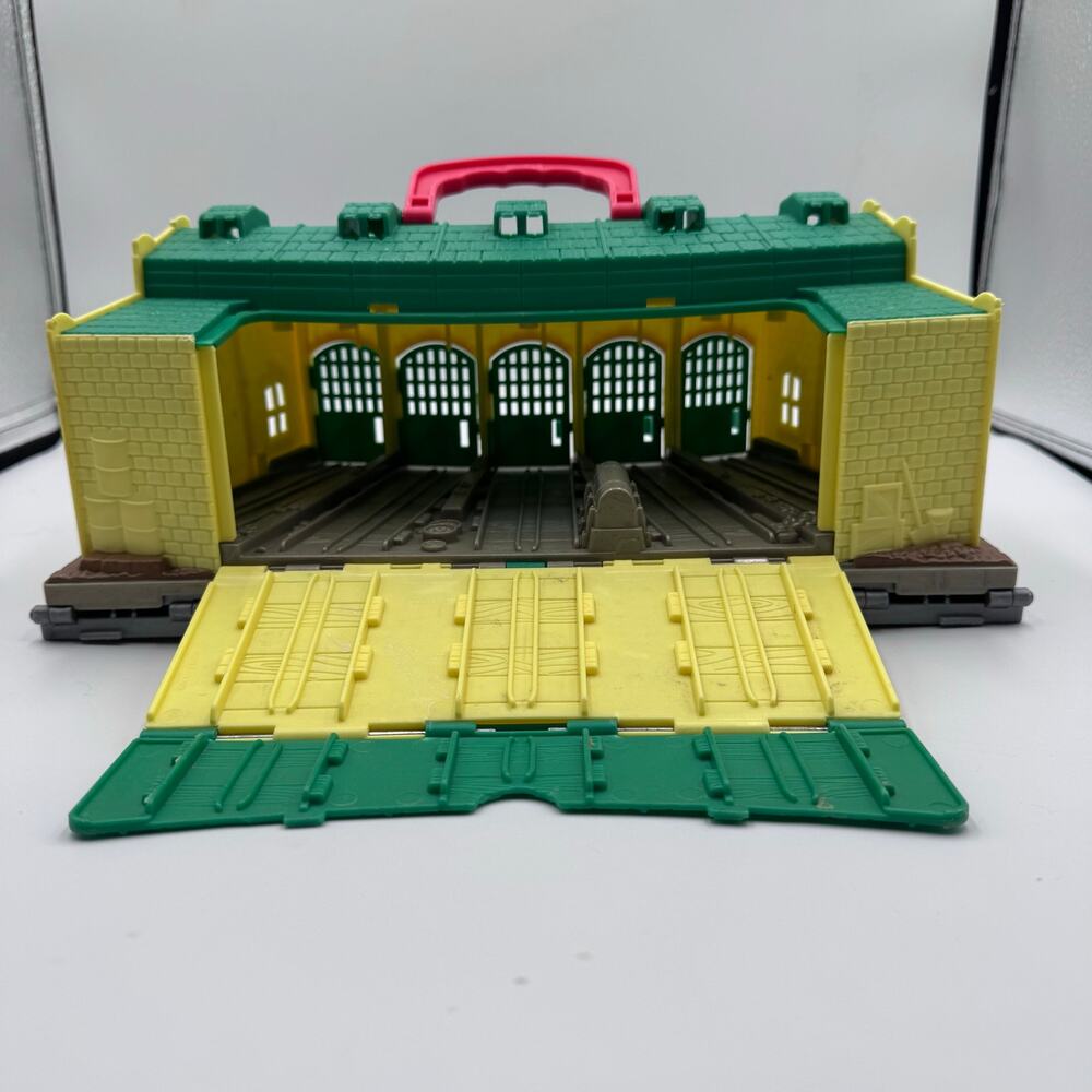 Fisher-Price Thomas & Friends Take-n-Play Folding Tidmouth Sheds Portable Set - Picture 2 of 12
